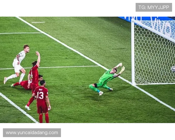 欧洲杯预选赛乌龙球频现，多队防守稳定性受关注